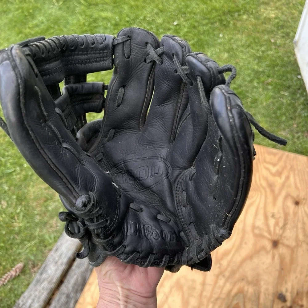Wilson Baseball Glove - A600  11.75